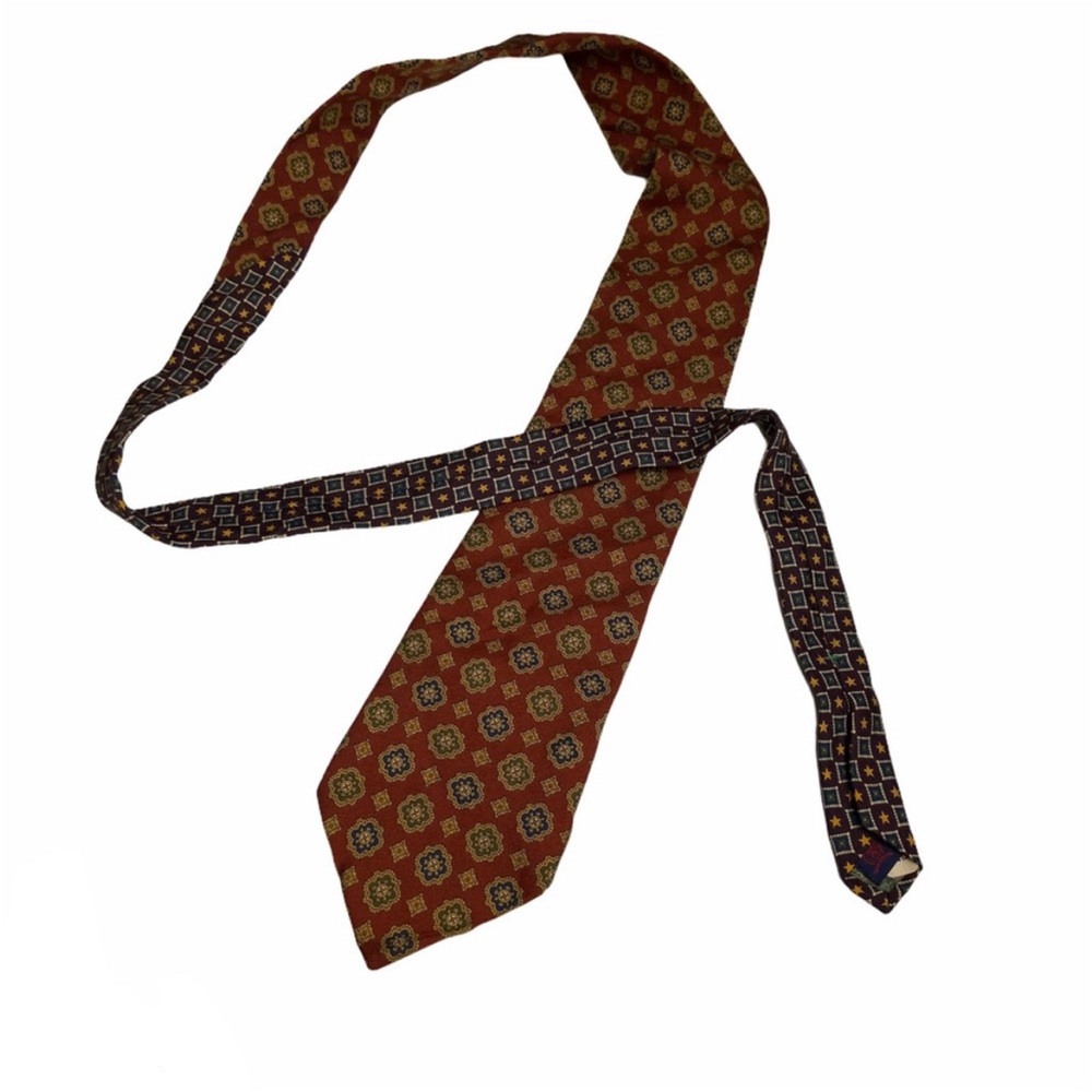 TOMMY HILFIGER Bundle (2) Elegant Patterned Ties - Picture 2 of 13